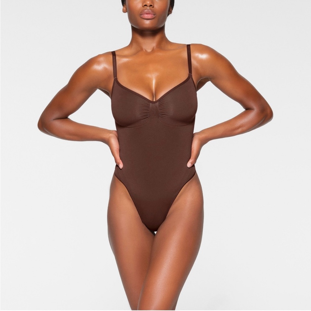 SKIMS Seamless Sculpt Bodysuit